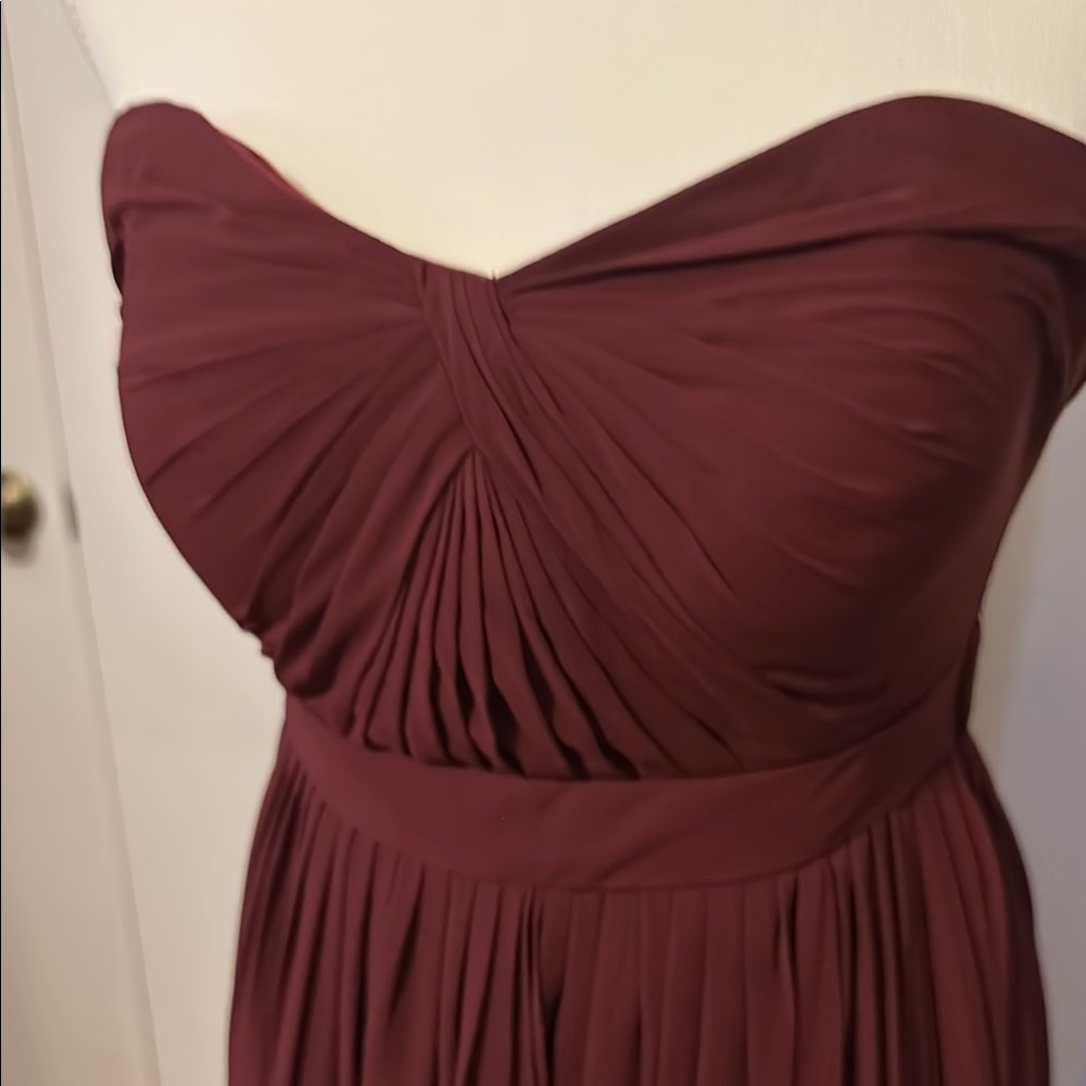 Elegant Strapless Burgundy Dress - Picture 2 of 10